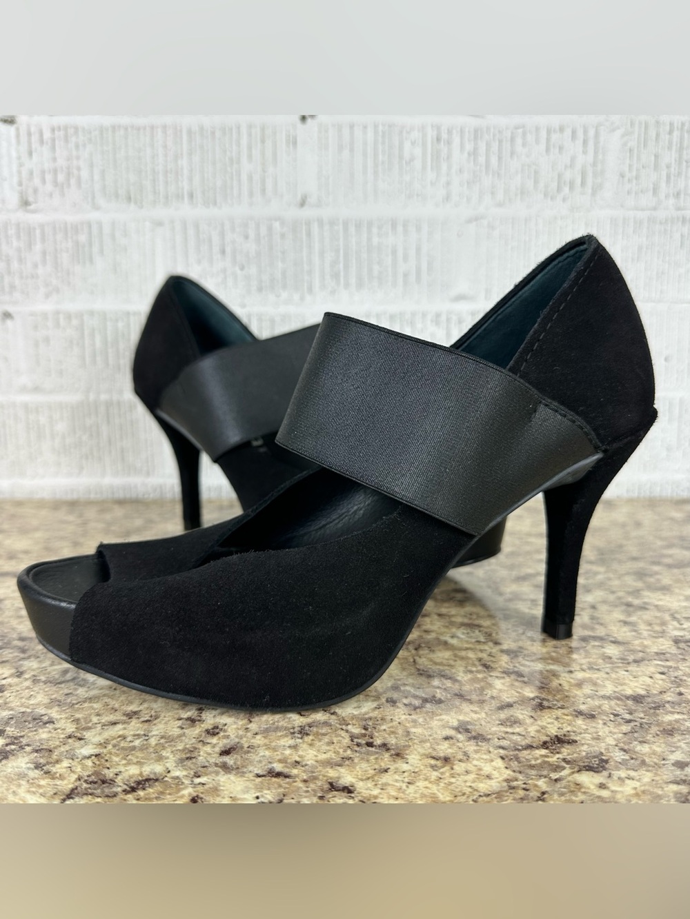 Pedro Garcia Black Leather Peep Toe Heels Elastic Strap Size 37 EU/ 7 US